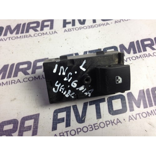Кнопка склопідйомника задніх дверей Opel Insignia 2008-2017 13301888